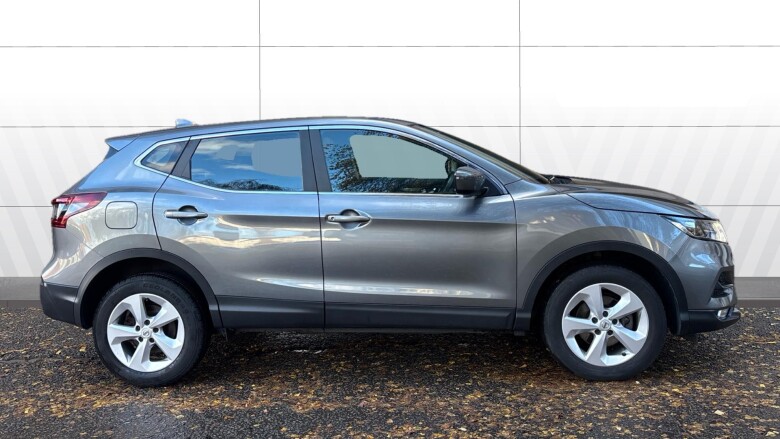 Nissan Qashqai 1.3 DiG-T Acenta Premium 5dr Petrol Hatchback